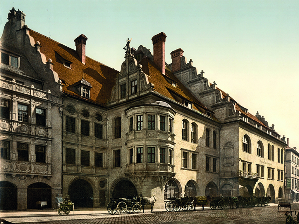 esterno della storica Hofbräuhaus am Platzl